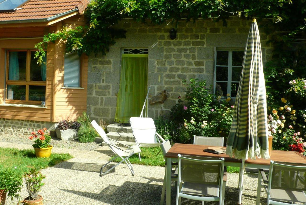 Chez Geppetto Bed and Breakfast Saint-Georges-Nigremont Eksteriør billede